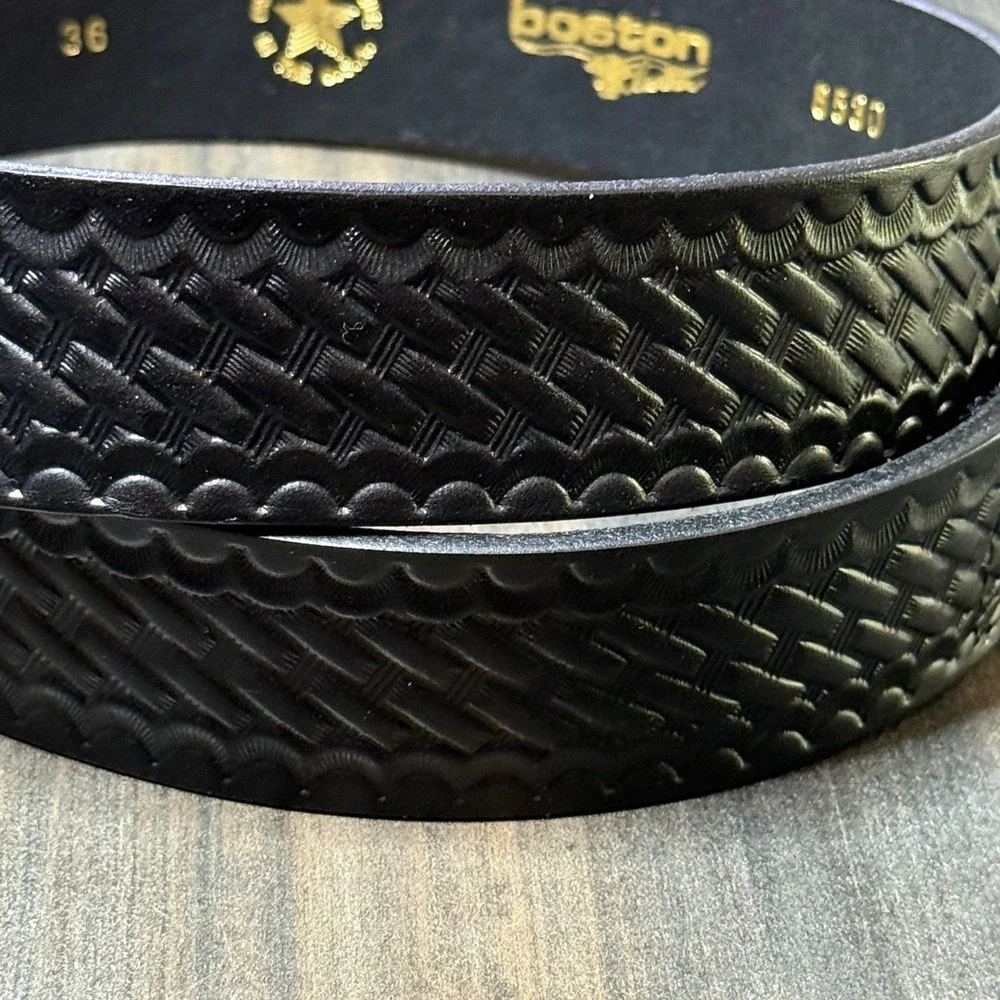 Boston Leather Belts Mens 36 Black Basketweave Full‎ Grain Hook & Loop Tipped